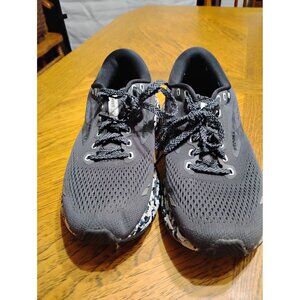 Ladies Brooks Ghost 15 size 8.5m black white gym running walking